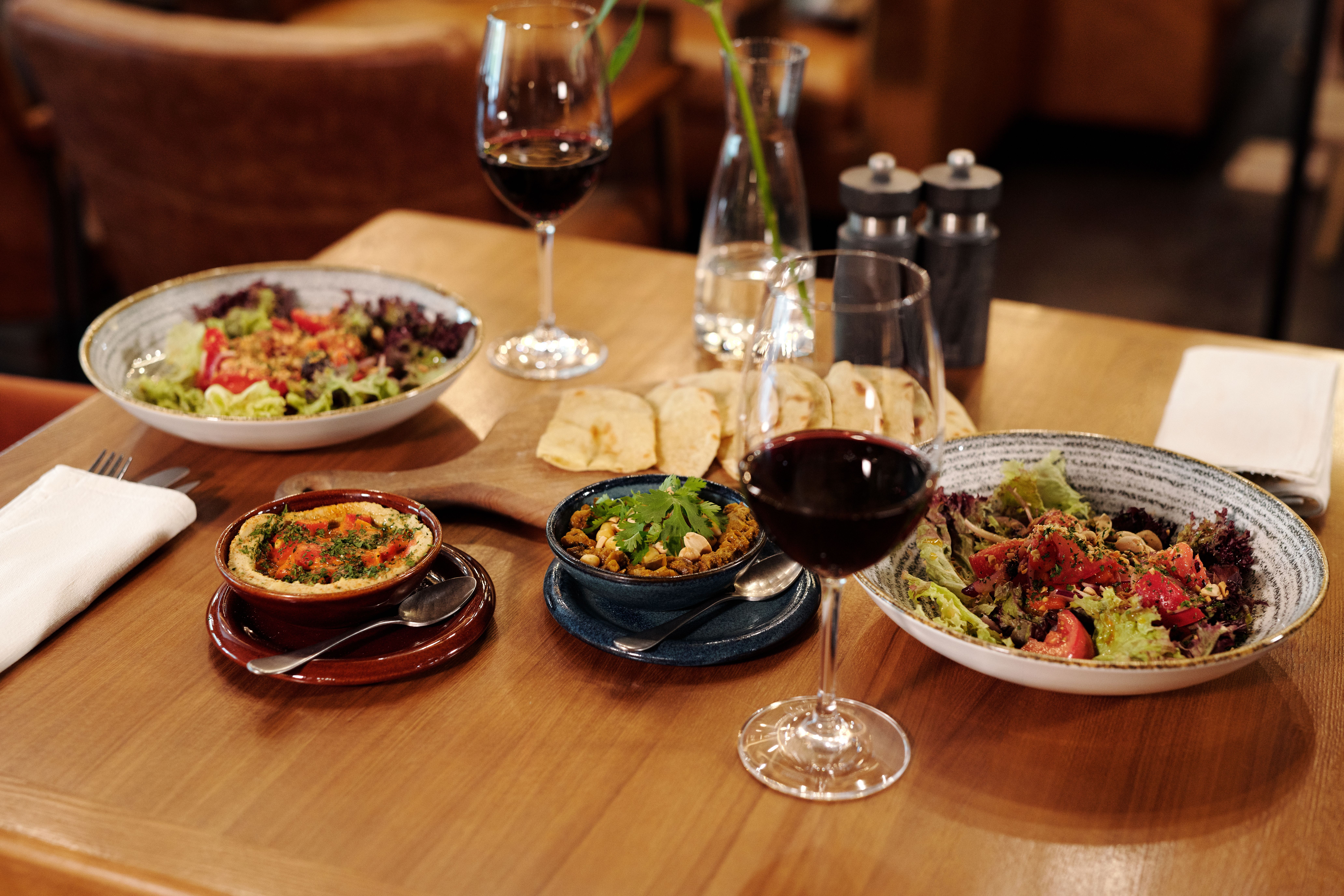 Thing To Do Dining & Nightlife